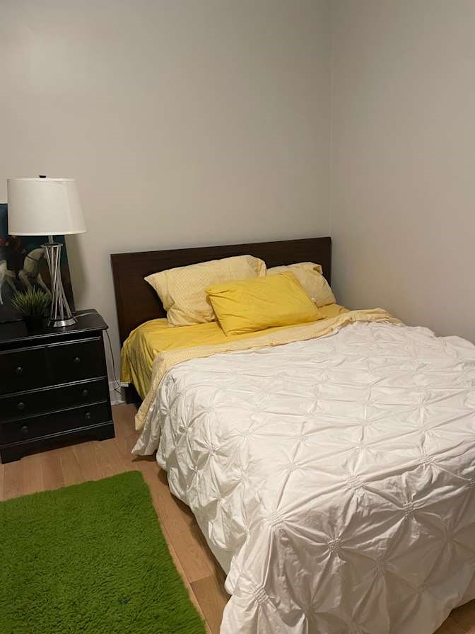 Private Room With Shared Bathroom In Barrie, ON