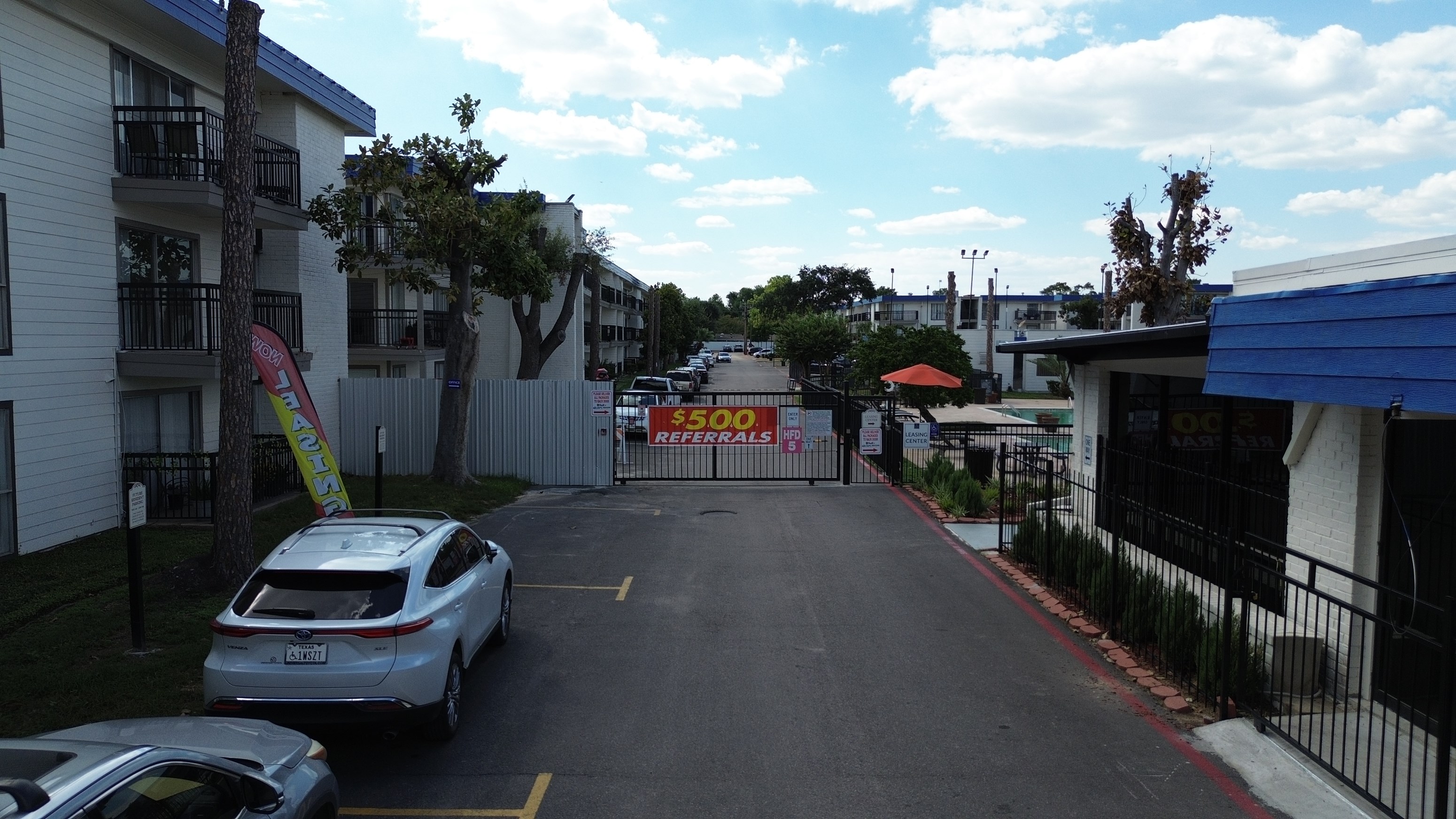 Free Rent Offer Studio, 1BHK, 2BHK Star Voss Apartment