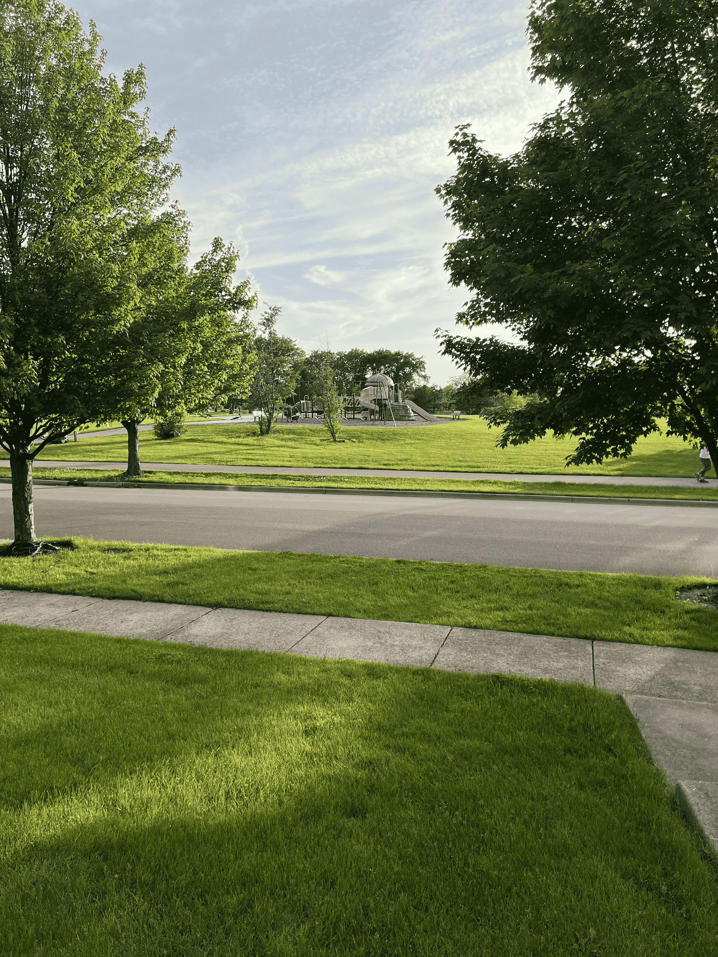 2BR/2.5BA Semi-Furnished Townhome For Rent In Aurora, IL | $2,600/mo