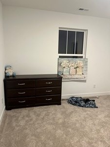 Room For Rent | Vegetarian Tenant Only | Furnished