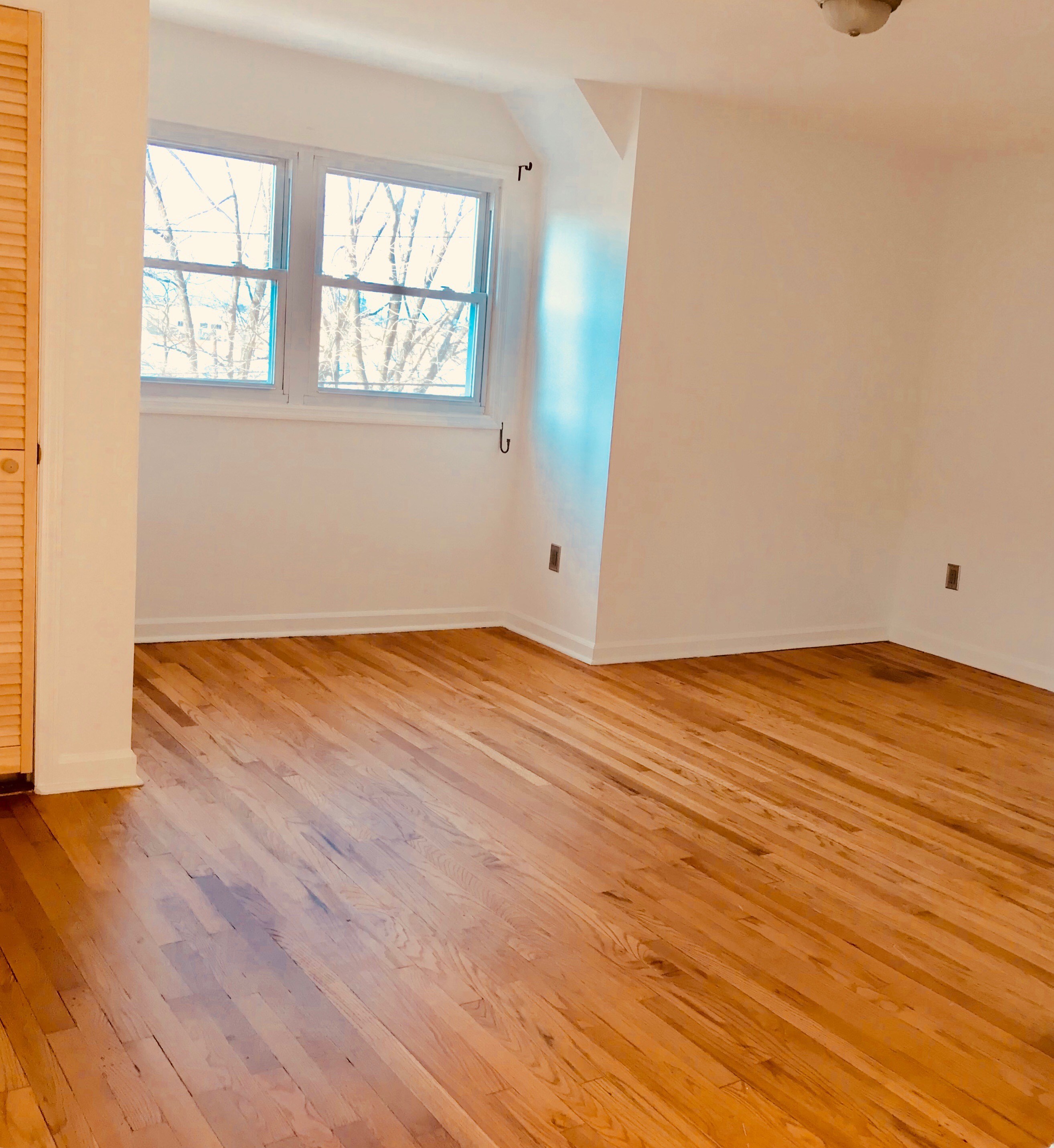 See Pics - Bright 2 Bed In Heights Jersey City