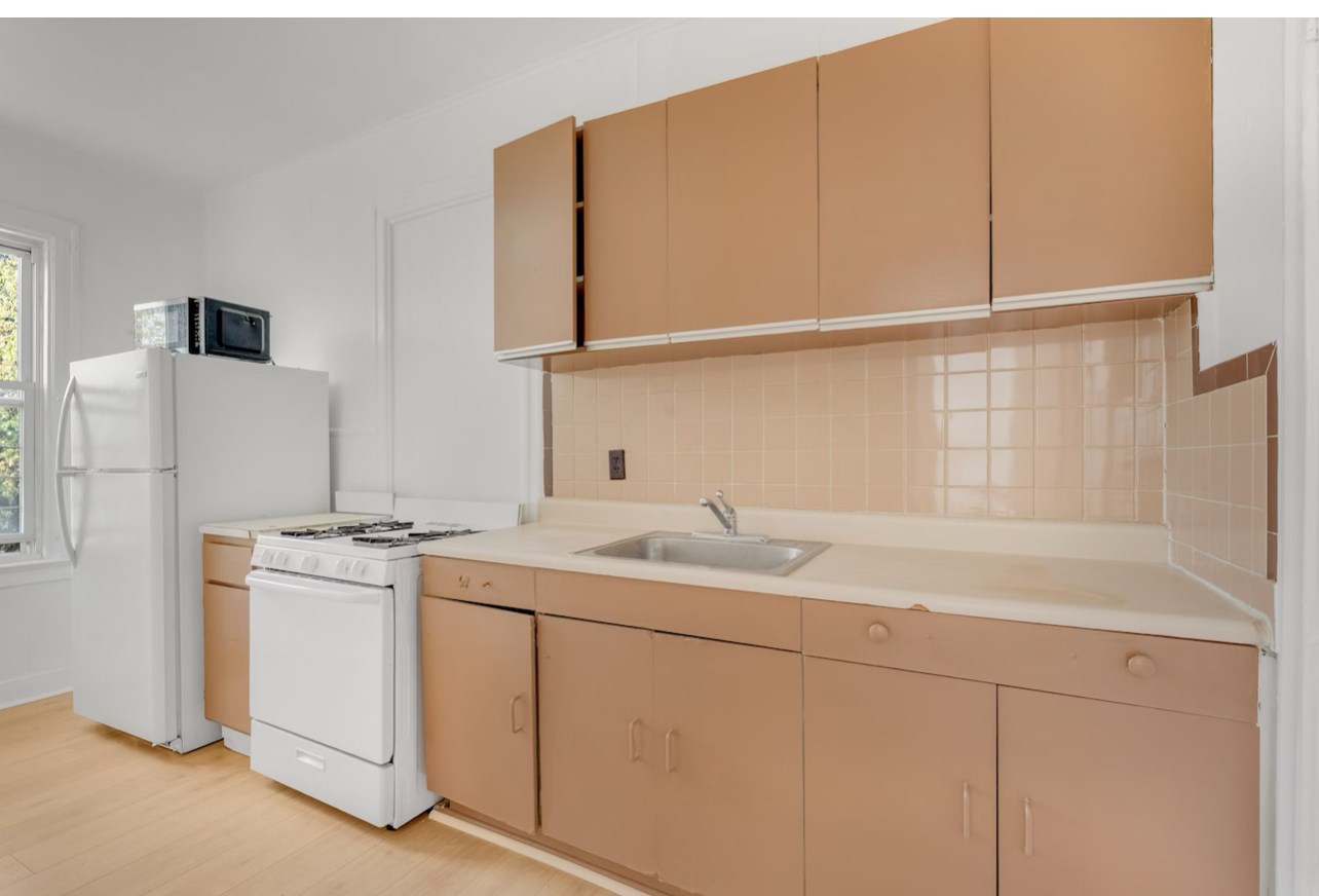 3 BED Also Available 1 BED Apt - Great Location Jersey City HEIGHTS, Great For STUDENTS /FAMILIES