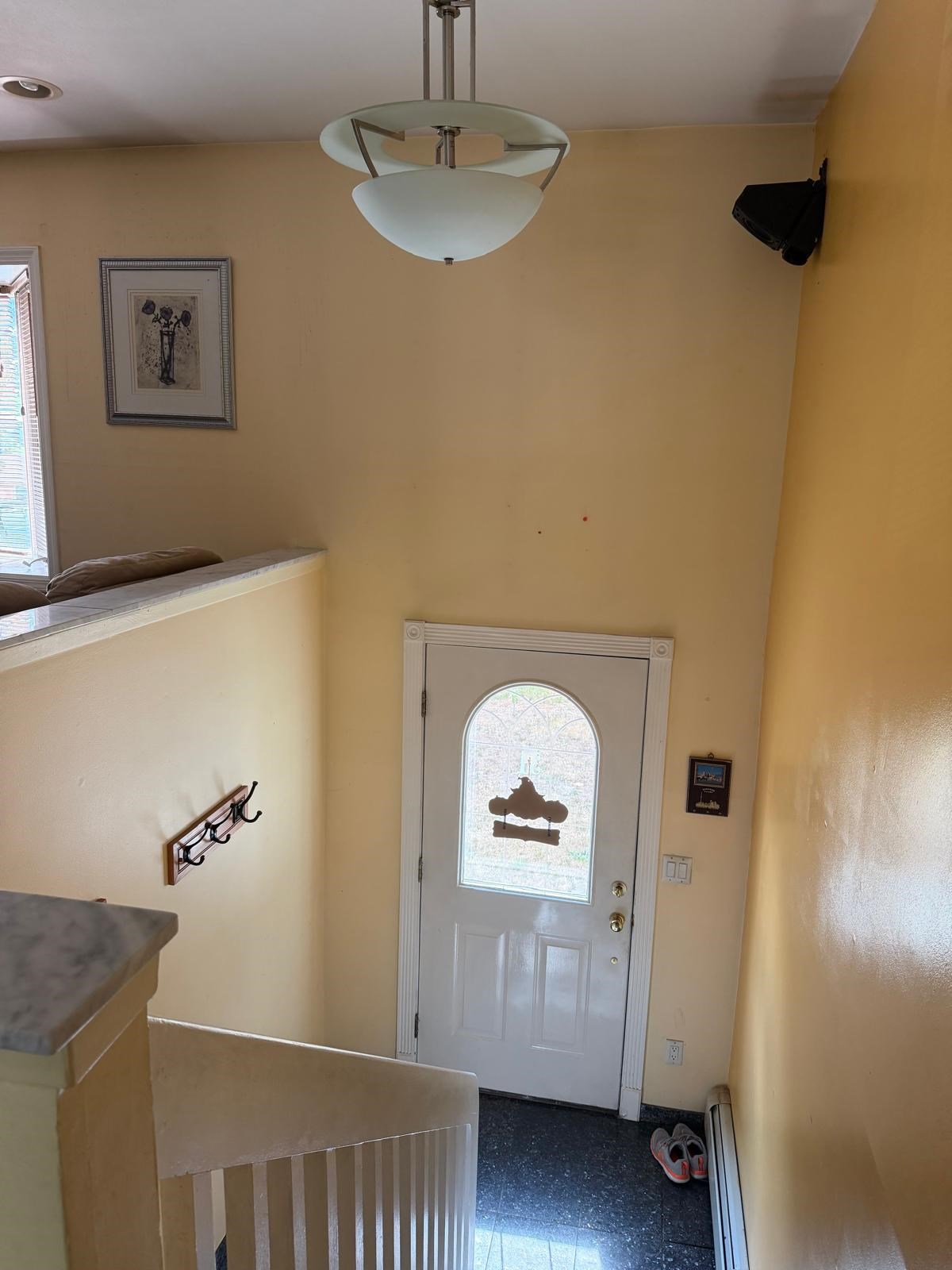 3 BR And 1.5 Bath Apt For Rent In Holbrook, NY