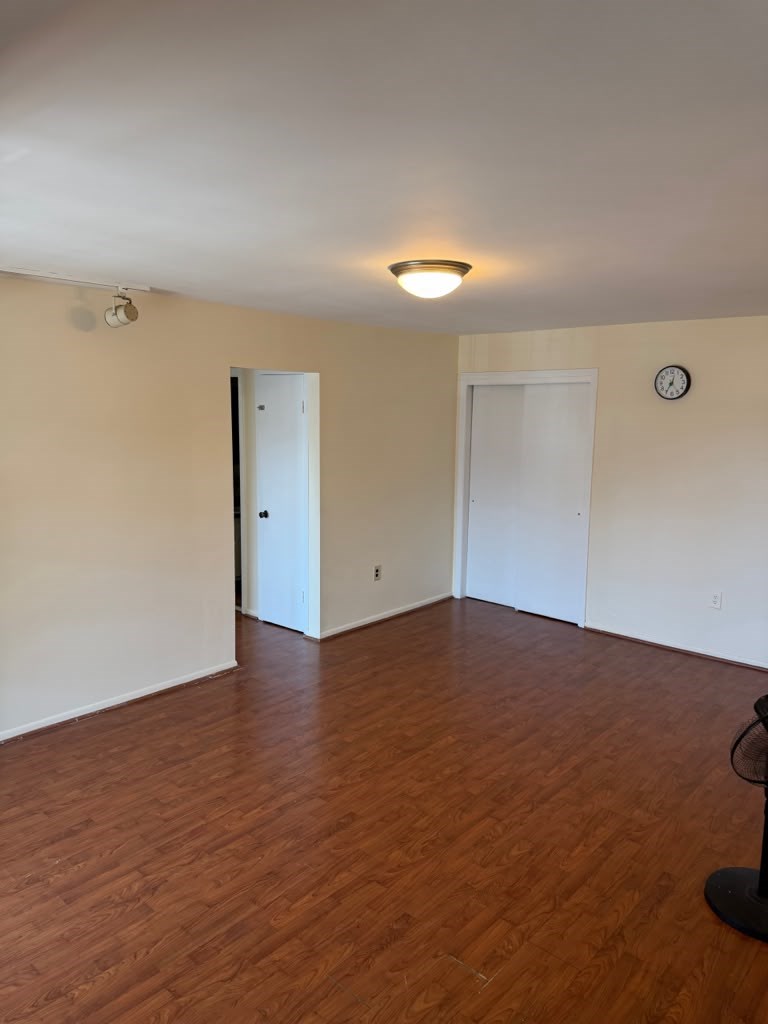 2BR 2BA Condo For Rent In Iselin, NJ (Green Hollow Condominium)