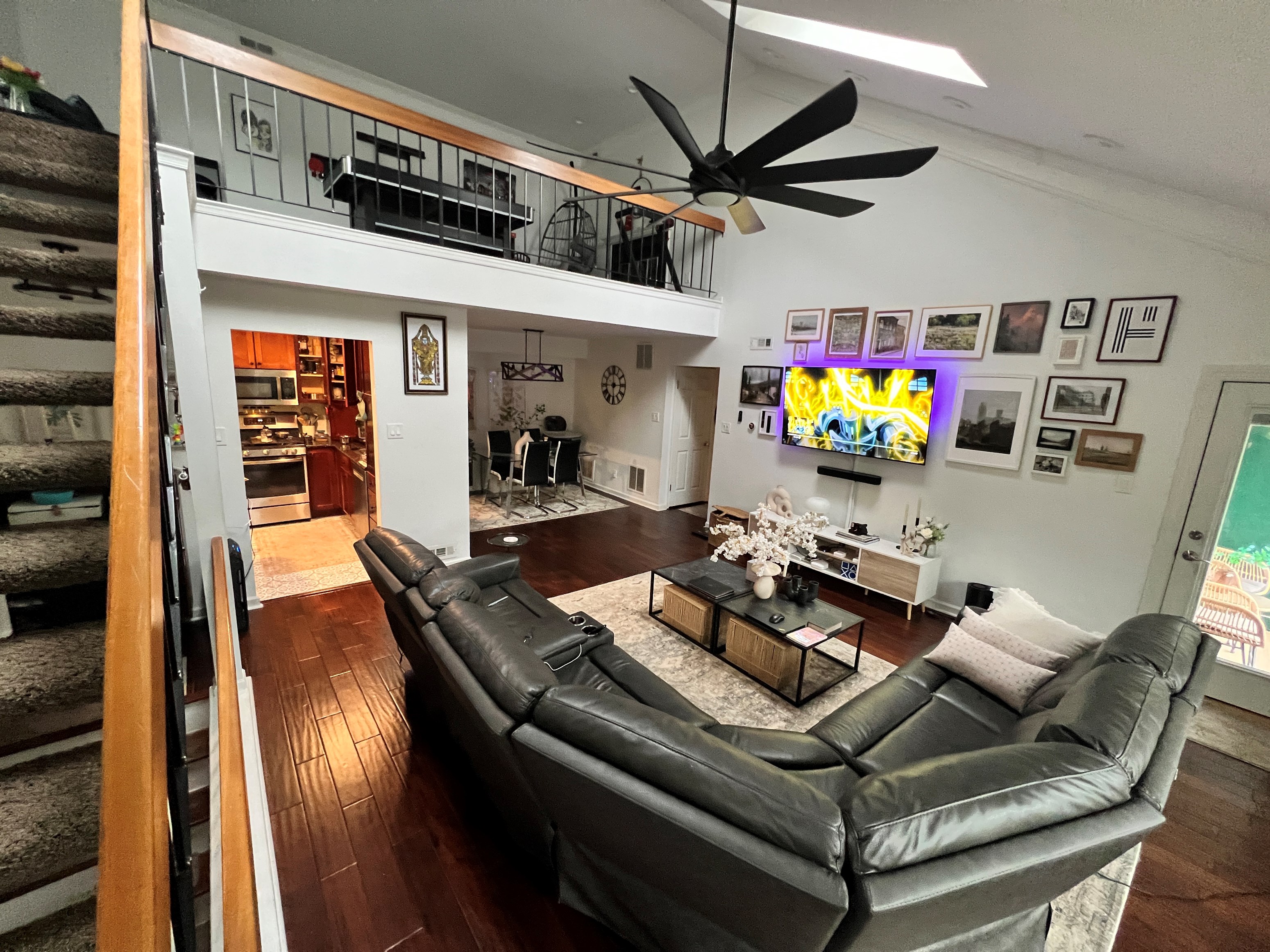 Beautifully Updated 2BR Condo, East Brunswick