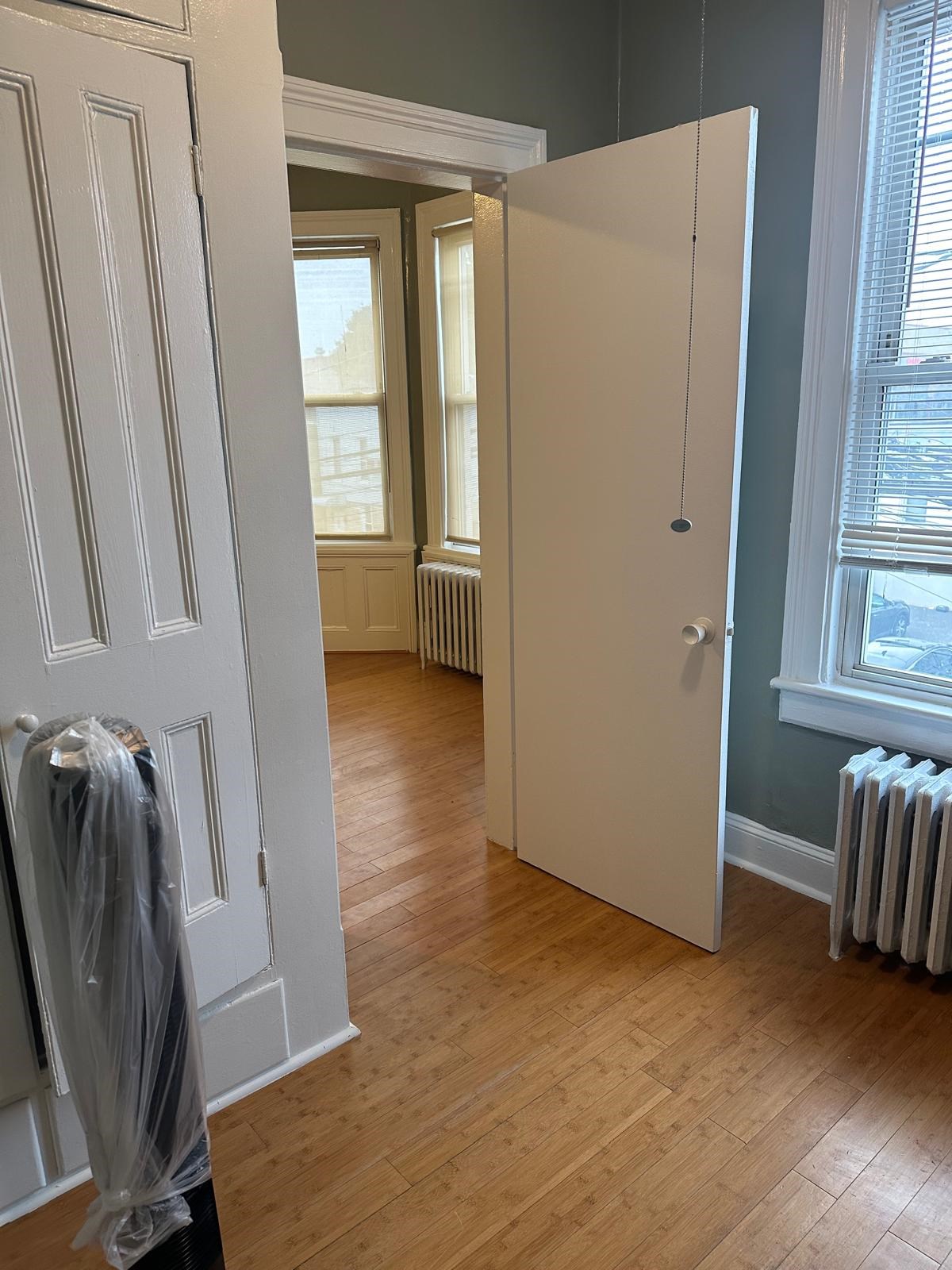 Newly Renovated 2nd Floor Apt In North Bergen - Easy NYC/JC Commute!