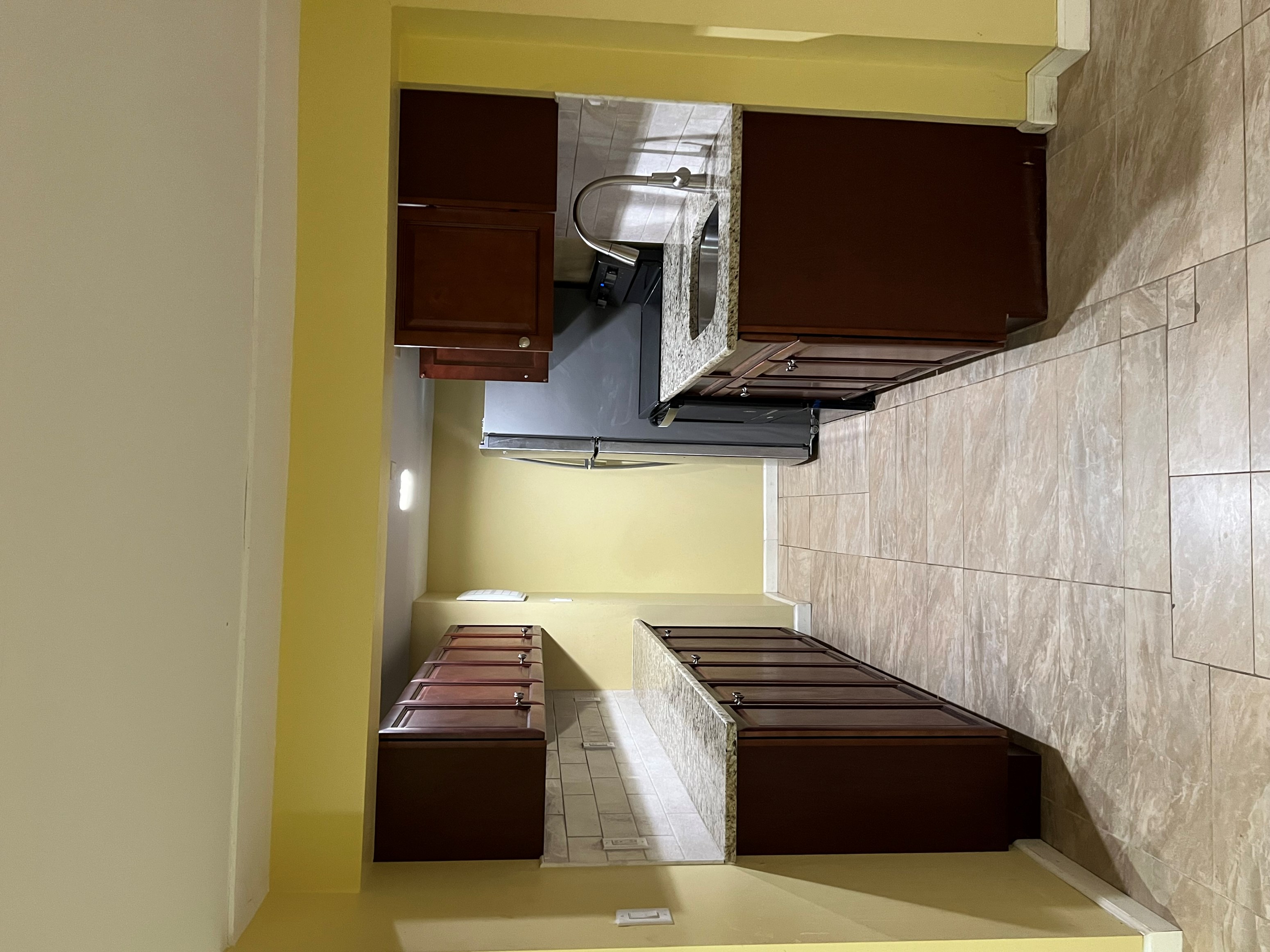 Private Studio Apartment Available With Private Entrance, Kitchen & Bath.