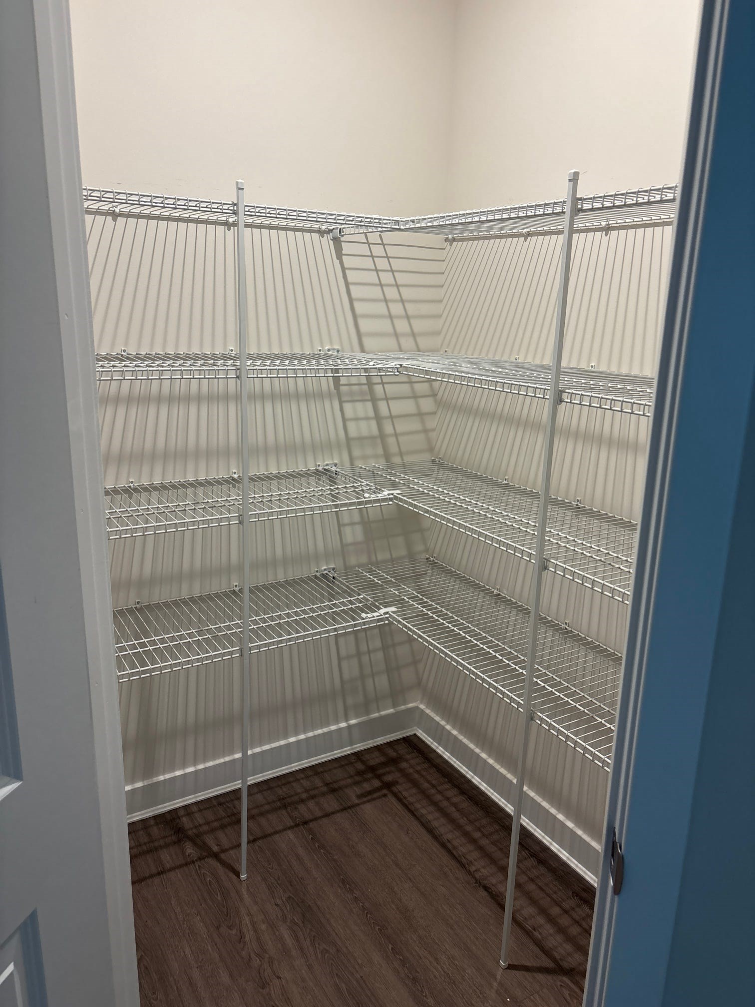Rooms Available For Working Professionals In Brand-New Luxury Townhome – Near To Christiana Mall, New Castle, Newark, Wilmington