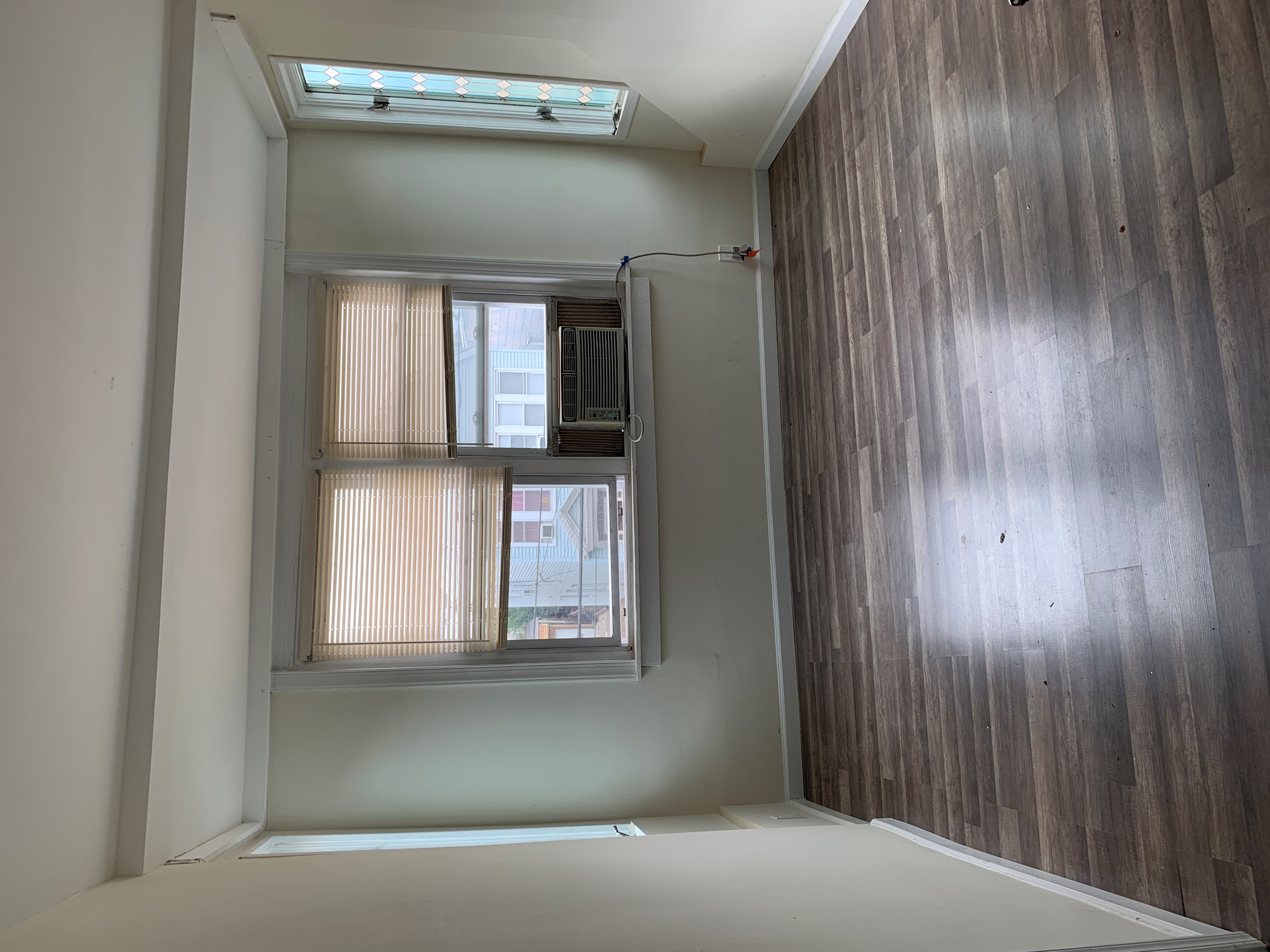 2 Bed 2 Bath Immediately Available, 15  Mins To JSQ, Deal Directly To Landlord