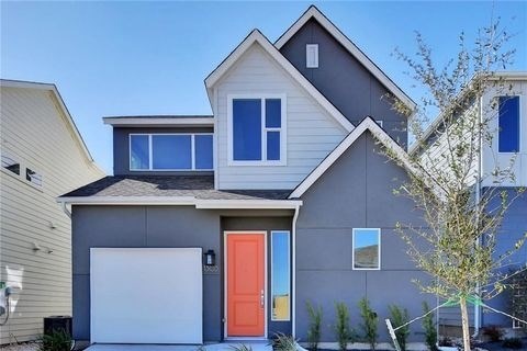 Semi FURNISHED Brand New Look 4 Bed And 2.5 Bath. *** INDIVIDUAL ROOMS AVAILABLE ***