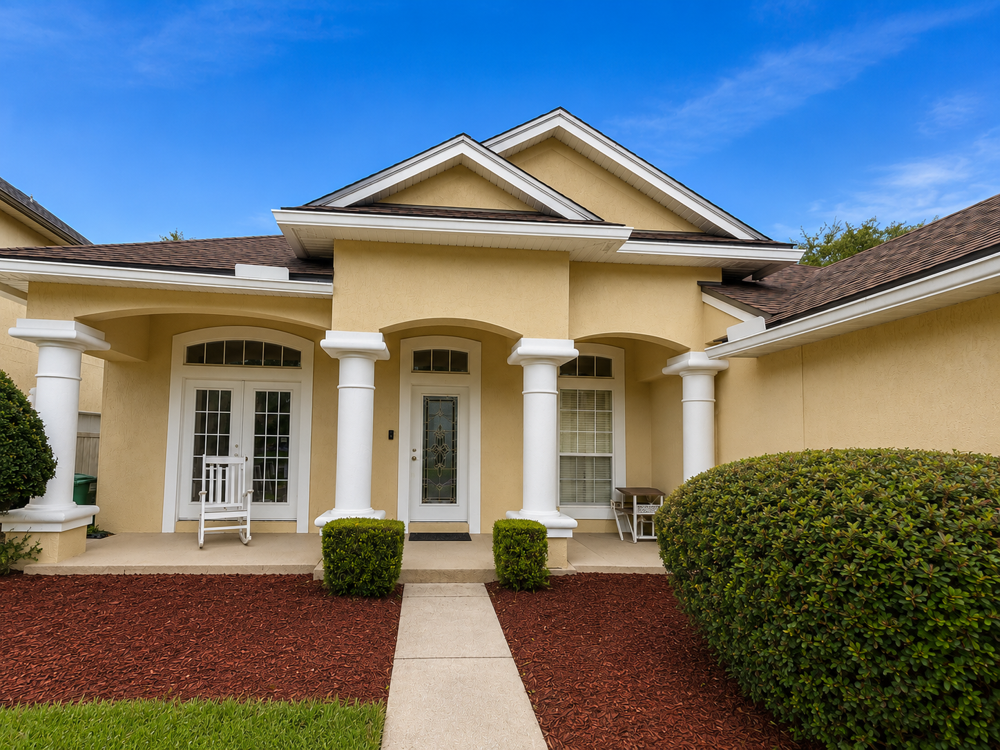 Beautiful Single Family Home Near School And Near Town Center