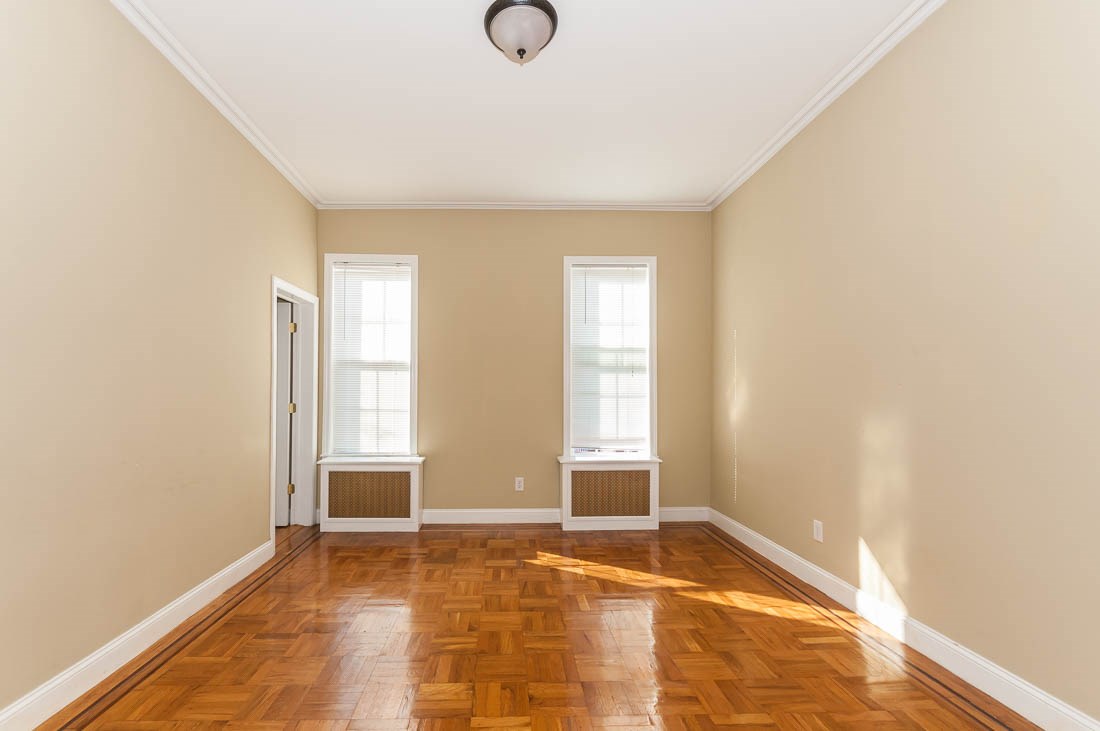 2 Bedroom Apt For Rent 