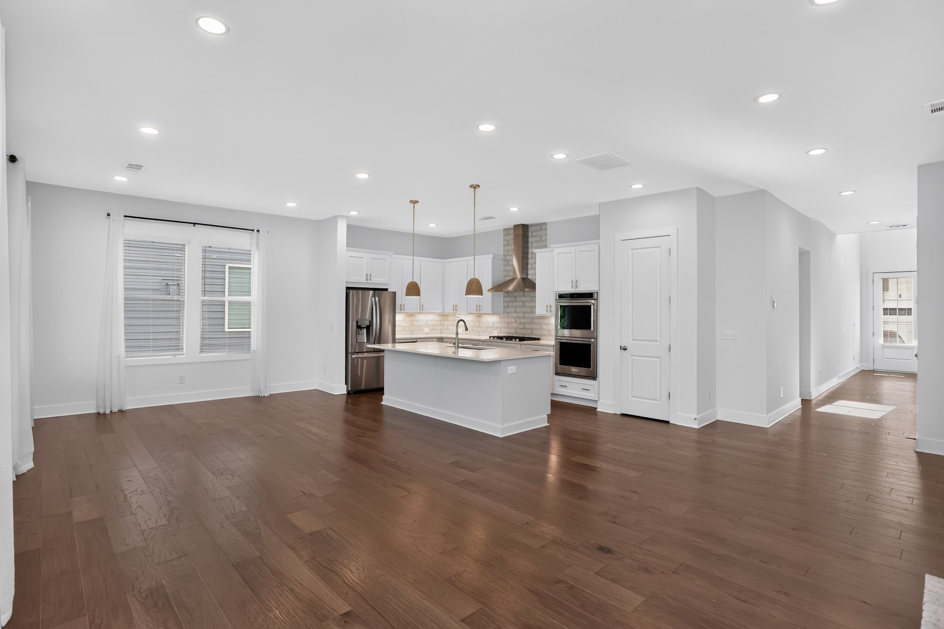 Luxury 5BR/4BA Home For Rent In Cumming – Pool & Modern Upgrades!