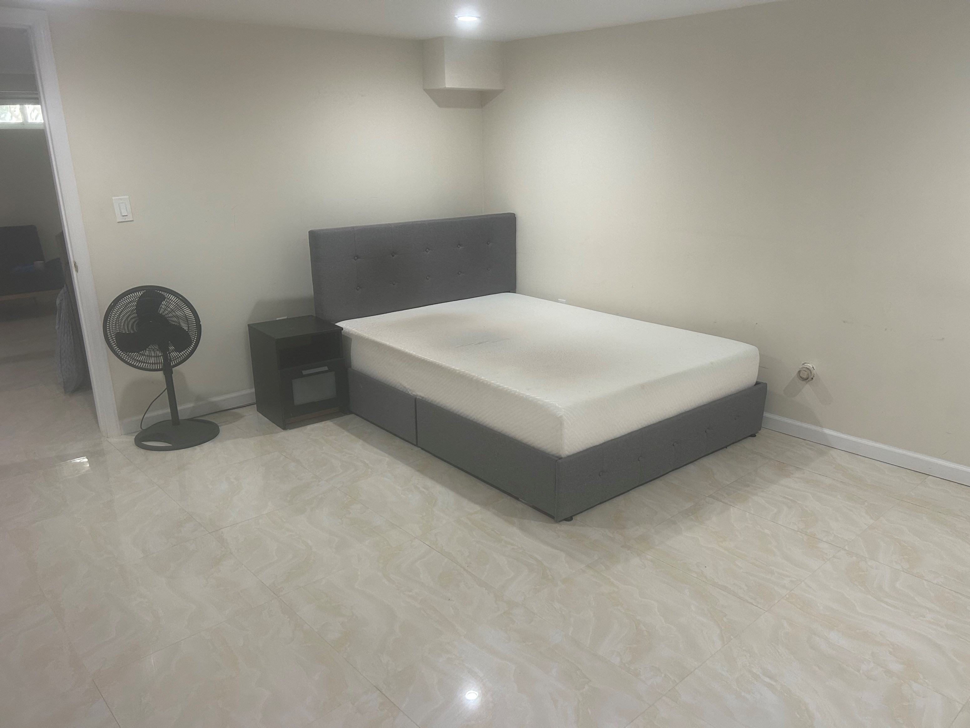 Brand New One Bedroom Basement Apartment Available In New Hyde Park.