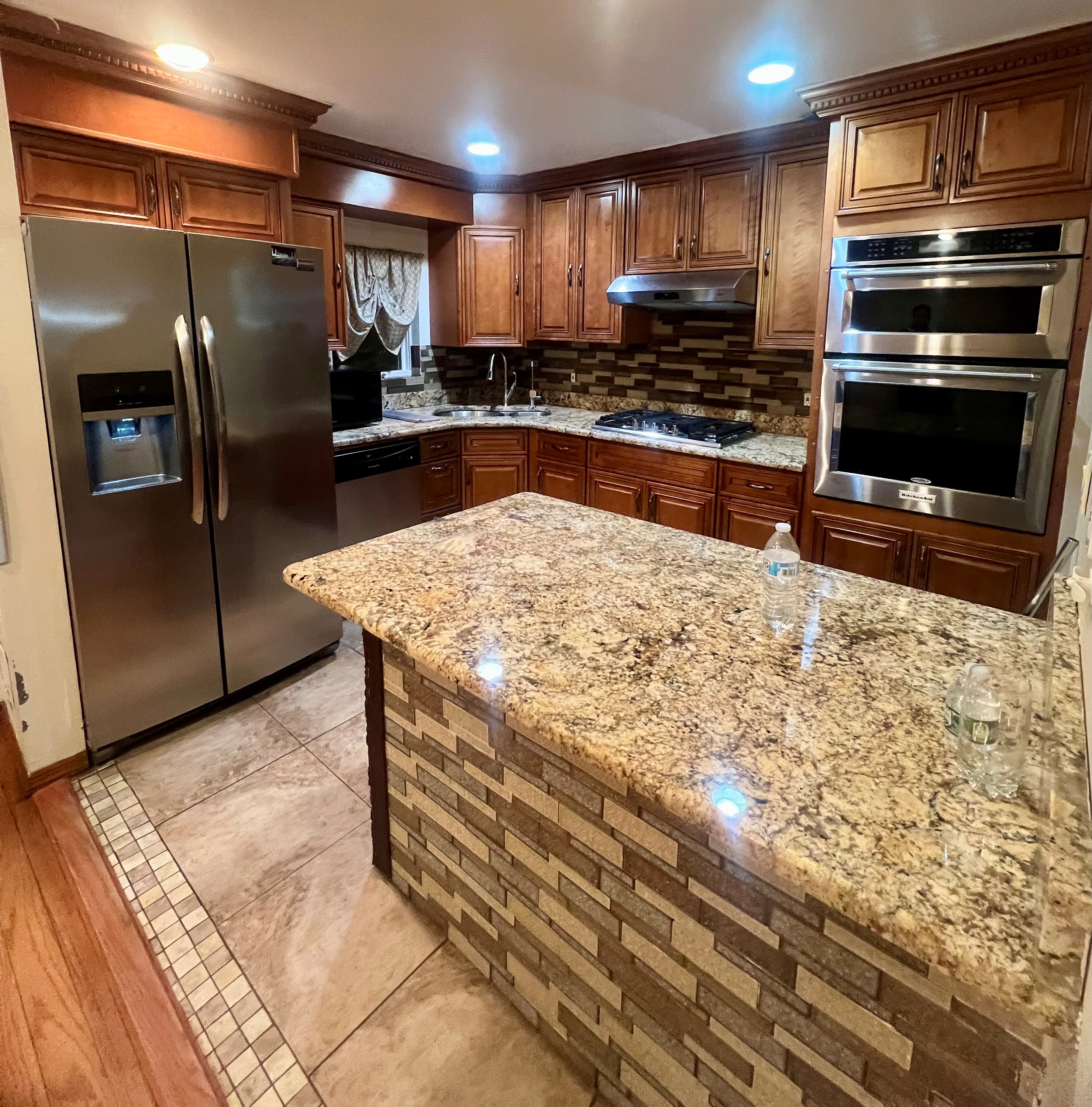 Ground Floor 2 Bedrooms BHK With Laundry  Including Utilities