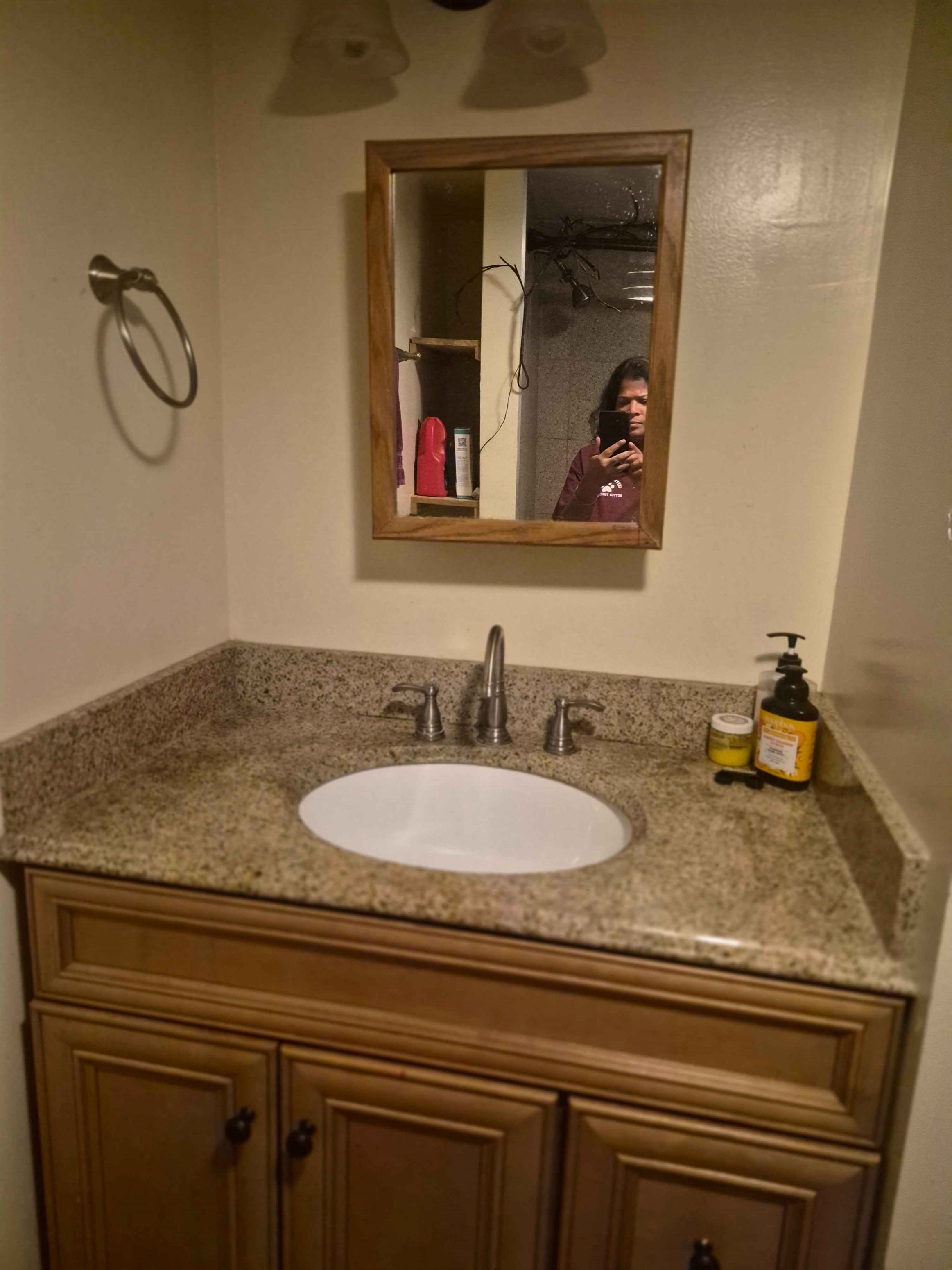 Need Roommate For Two Bedrooms, One Bath 1045 Sqft  For Rent Near GMU