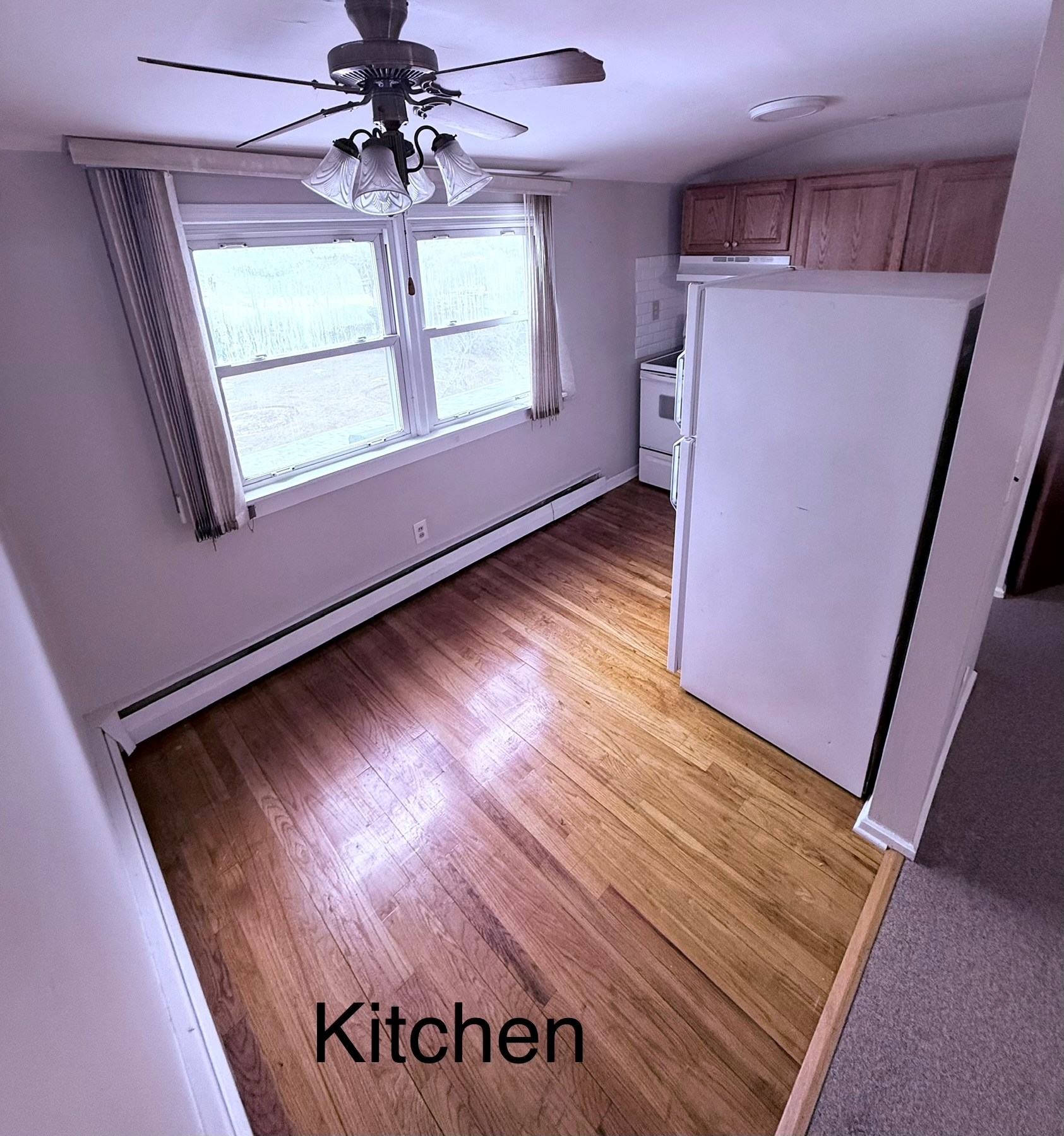 2 Bedrooms ,Living ,Kitchen