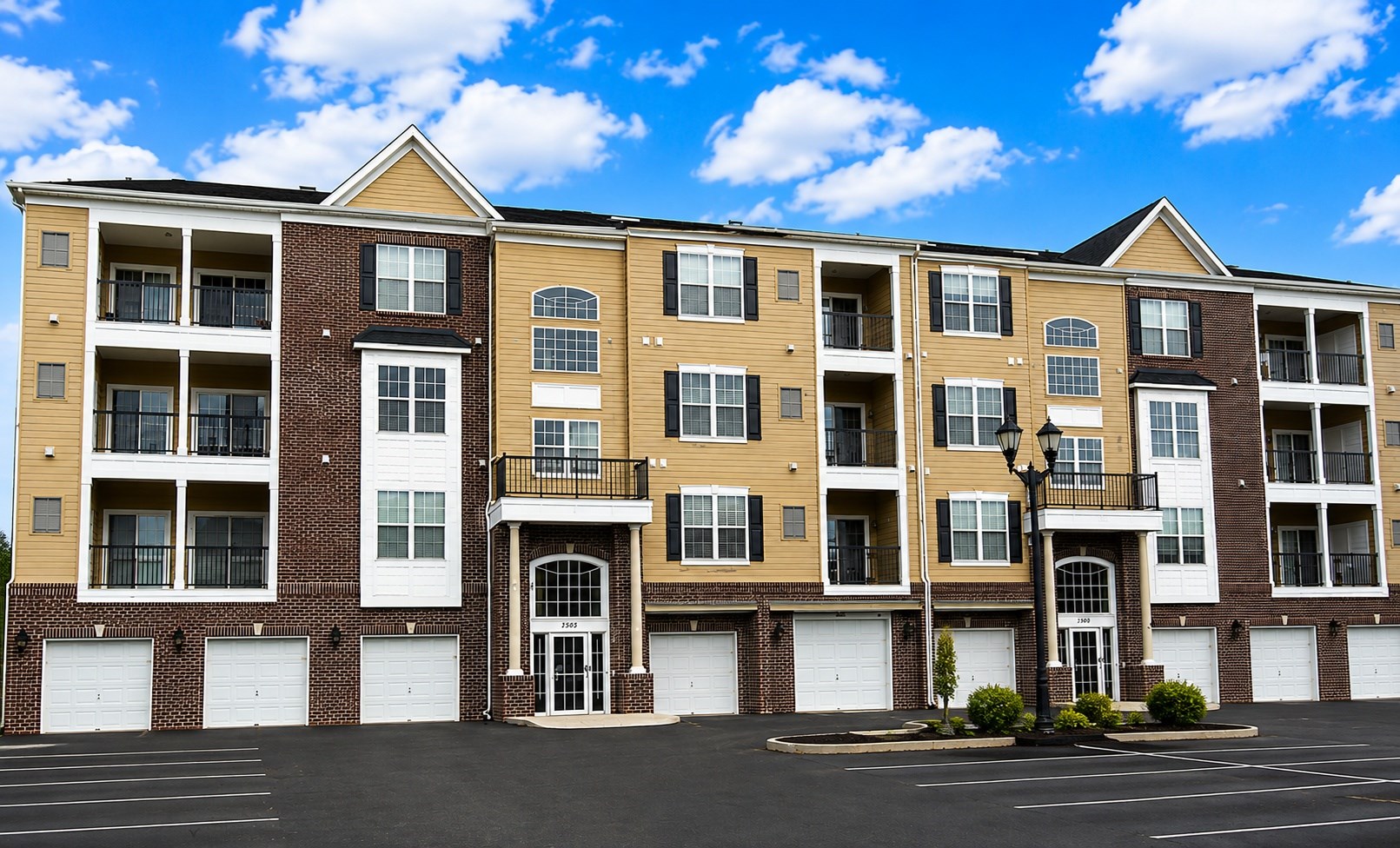 Spacious 2 Bedroom 2 Bath Condo With Storage Room In A Gated Community With Clubhouse Facilities