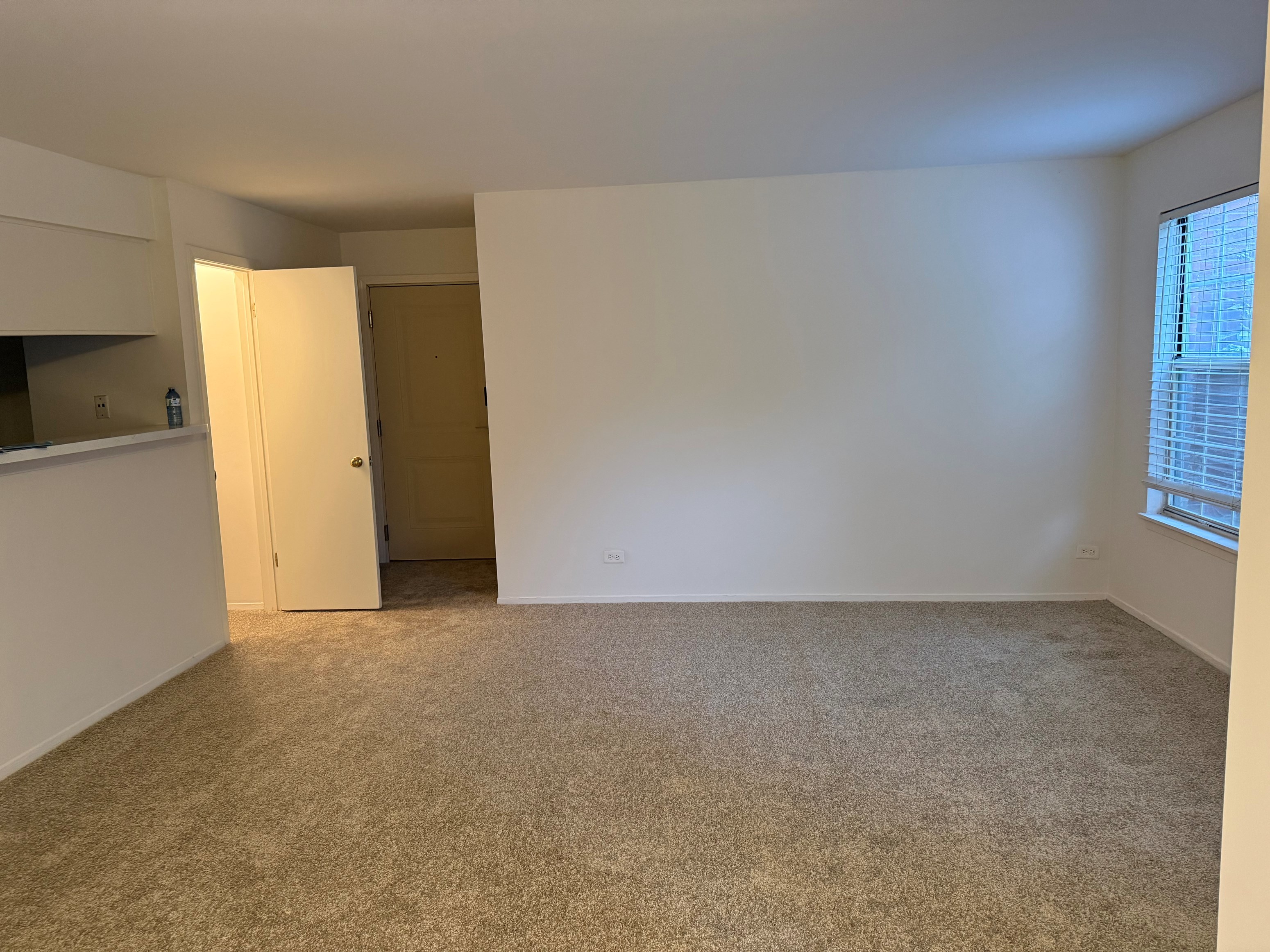 1-bedroom, 1-bath, 650 Sq. Ft. Apartment At The Green At Chevy Chase In Buffalo Grove.