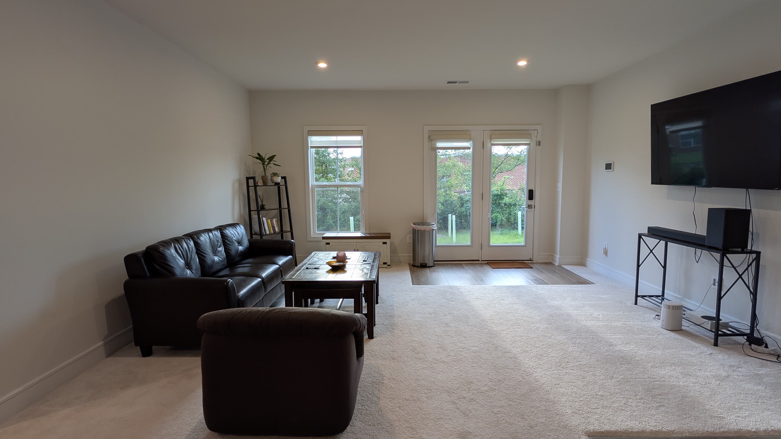 Fully Furnished 1 Bed / 1 Bath Walkout Basement – Available October 2nd Week In Aldie, Virginia