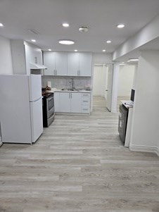 Beautiful LEGAL BRAND NEW 2 Bedroom BASEMENT With Separate Entrance AVAILABLE Starting Oct 1