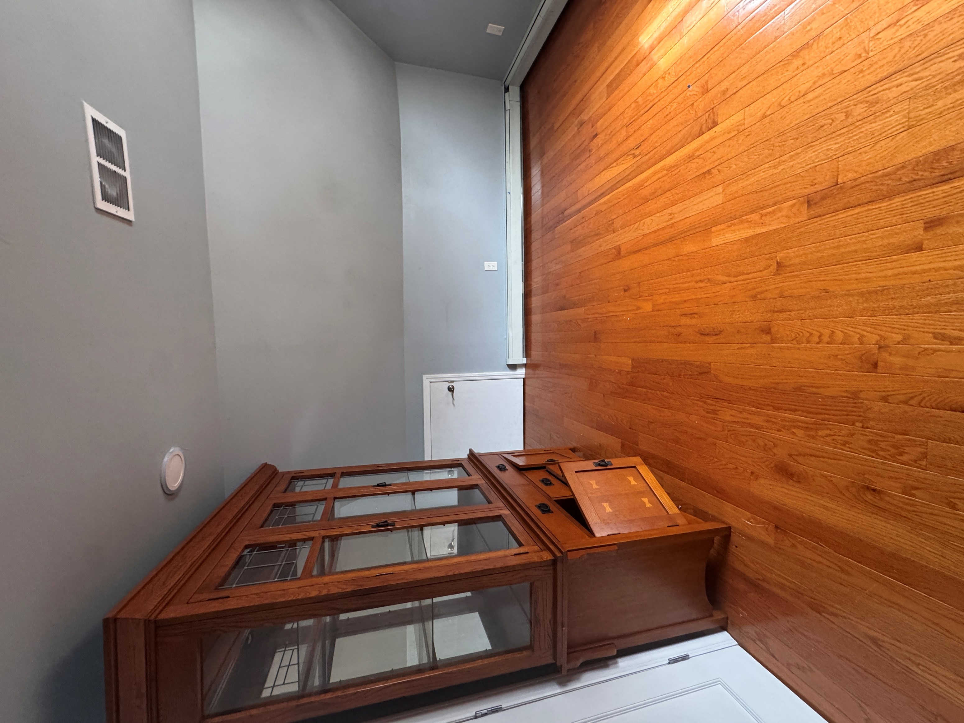 Private 1-Bedroom Apartment With Separate Bathroom & Private Entrance