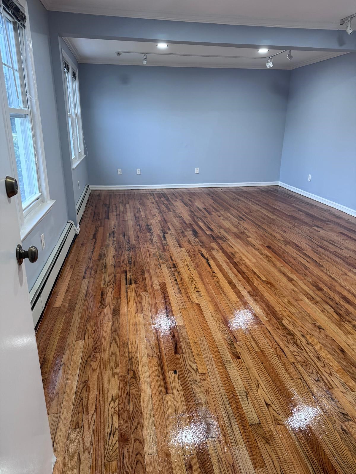 5 Bedroom Apartment For Rent