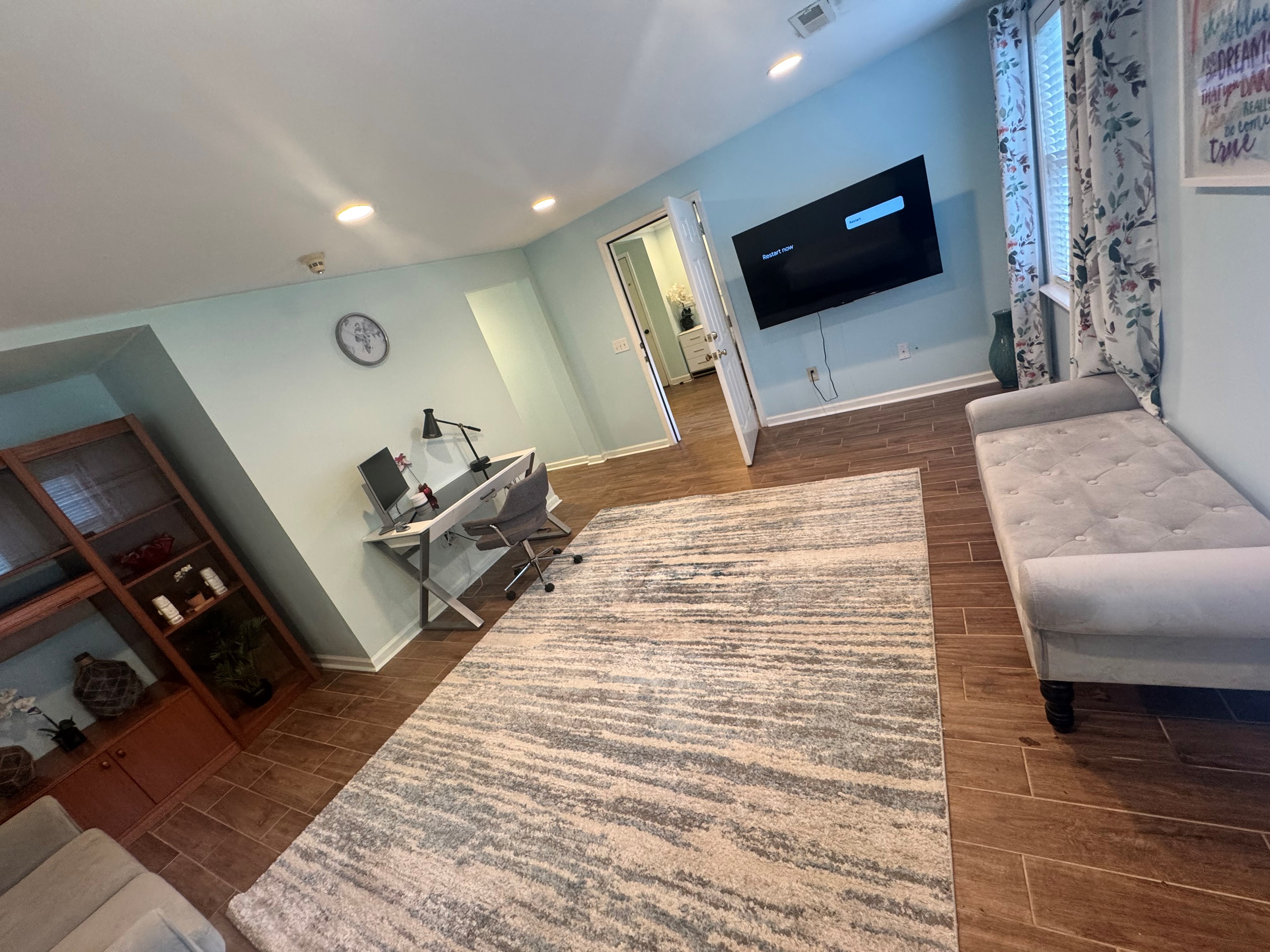 One Bedroom Fully Furnished - Executive Style Apartment