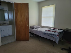 Fully Furnished Private/Shared Rooms Available For MONTH On MONTH For 800/500 In South Plainfield, NJ.