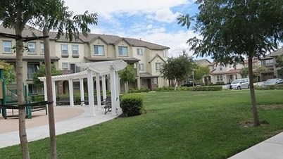 Private Room For Rent In Beautiful Townhome In Fremont,CA.