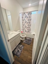 Private Room With Shared Bath Available In Round Rock - NO LEASE