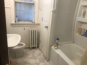 Separate Room Without Attached Bath For Rent At Devon – Chicago  $500 Per Month  - NO Long Term Commitment