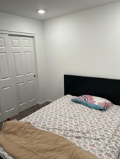 Single Room Available In A 3-bed Townhome