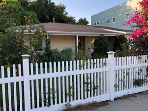 Private Fully Furnished Cottage In Marina Del Rey Area Of Los Angeles For Rent.