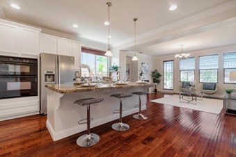 Private Room With Bath In Beautiful Silver Ranch Neighborhood
