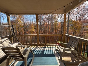 Single Bedroom Fully Furnished With Private Bathroom.