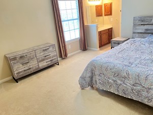 Utilities Included-Fully Furnished Bedroom In A Nice Neighborhood - Close To Indain Groceries/restaurants - Month To Month