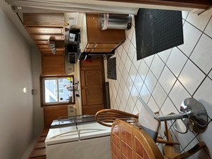 Furnished Room Available Immediately, Easy Commute To Downtown Boston, Cambridge, RedLine Train T