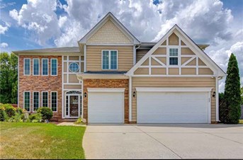 Fully Furnished Private Bedroom Available In 4800 SqFt Beautiful House In Winston Salem, Highpoint, Greensboro NC