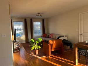 Looking For A Roommate To Share A 2 Bed 1 1/2 Bath Town House
