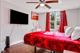 Fully Furnished(AIR BNB Style) Rooms Available With Shared And Attached Bathrooms