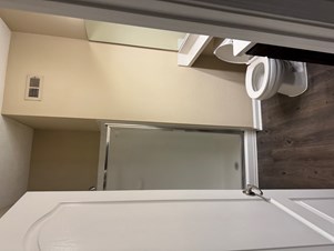 Single Room Available In 2 Bedroom Apartment Near T-mobile Office