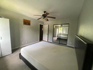 $1050 ROOM FOR RENT