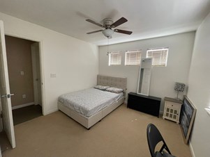 Fully Furnished Cozy Bedroom With All Amenities