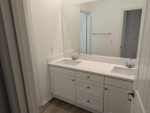 Room Avaliable For Rent For Single Person $700