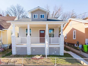 20mins To Downtown Washington DC, Single Bedroom Fully Finished With Bed And Laundry In The House