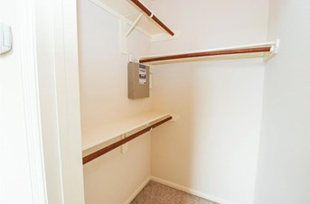 Room For Rent Near Med Center / UH Downtown