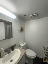 Private Room With Shared Bathroom