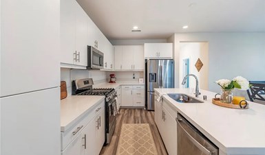 Fully Furnished Private Bedroom Available In A Beautiful House In Orange, Anaheim CA Area