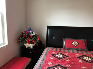 Private Room With Shared Bathroom